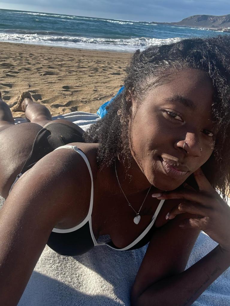 Chica busca chico en Las Palmas: 