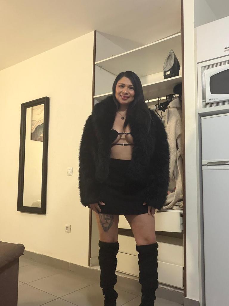 Chica busca chico en Tenerife: 