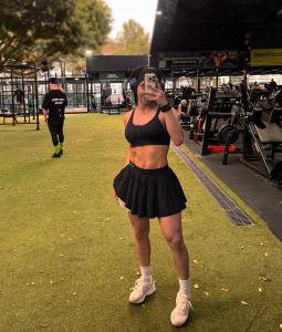 663474280: Transexual en Málaga