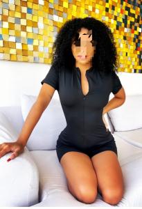 614563206: Chica busca chico en Zaragoza