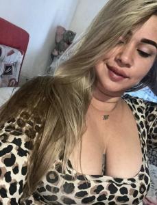 632989339: Chica busca chico en Zaragoza