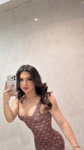 670758043: Transexual en Barcelona