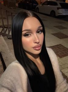 615796780: Transexual en Barcelona