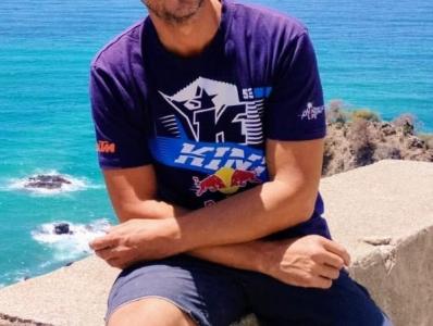 646469671: Chica busca chico en Melilla