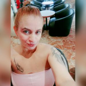 641962172: Chica busca chico en Orense