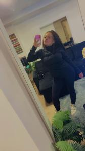 632550202: Chica busca chico en Barcelona