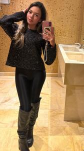 661048481: Chica busca chico en Ibiza