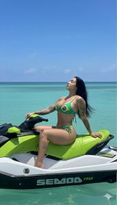 632991467: Chica busca chico en Navarra