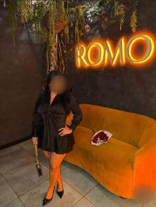 623975245: Chica busca chico en Navarra