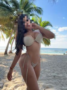 678535866: Chica busca chico en Barcelona