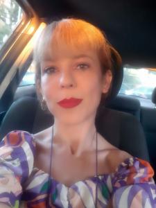 614722449: Chica busca chico en Madrid