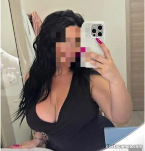 631369065: Chica busca chico en Barcelona