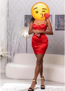 611894945: Chica busca chico en Orense