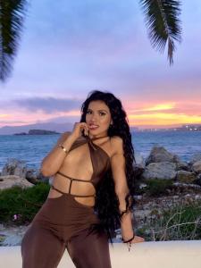 624334709: Chica busca chico en Ibiza