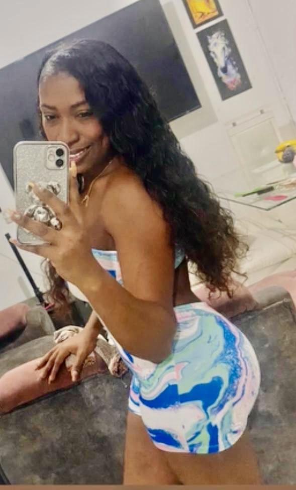 643220522: Chica busca chico en Valencia