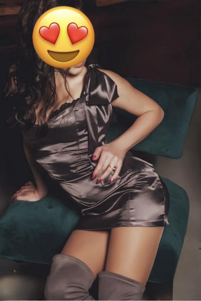 Chica busca chico en Huelva: Chica busca chico