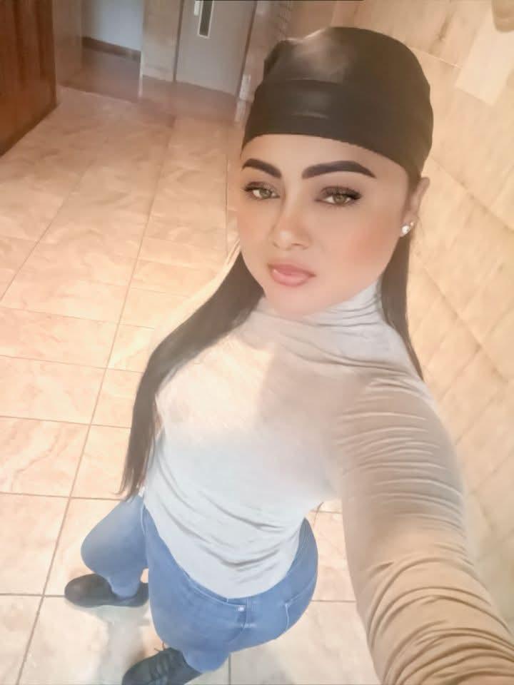 603971972: Chica busca chico en Málaga