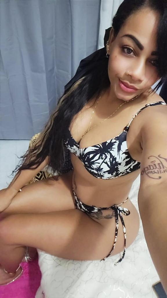 Chica busca chico en Ibiza: 