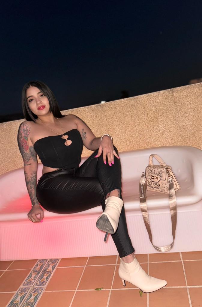 643394606: Chica busca chico en Toledo