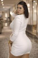 687658076: Chica busca chico en Sevilla