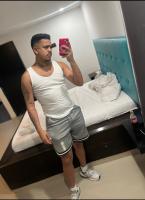 613875020: Chico busca chica en Málaga