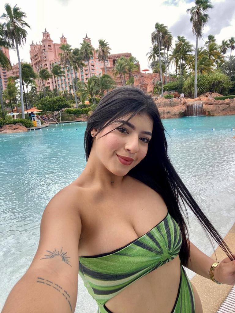 Chica busca chico en Málaga: Chica busca chico