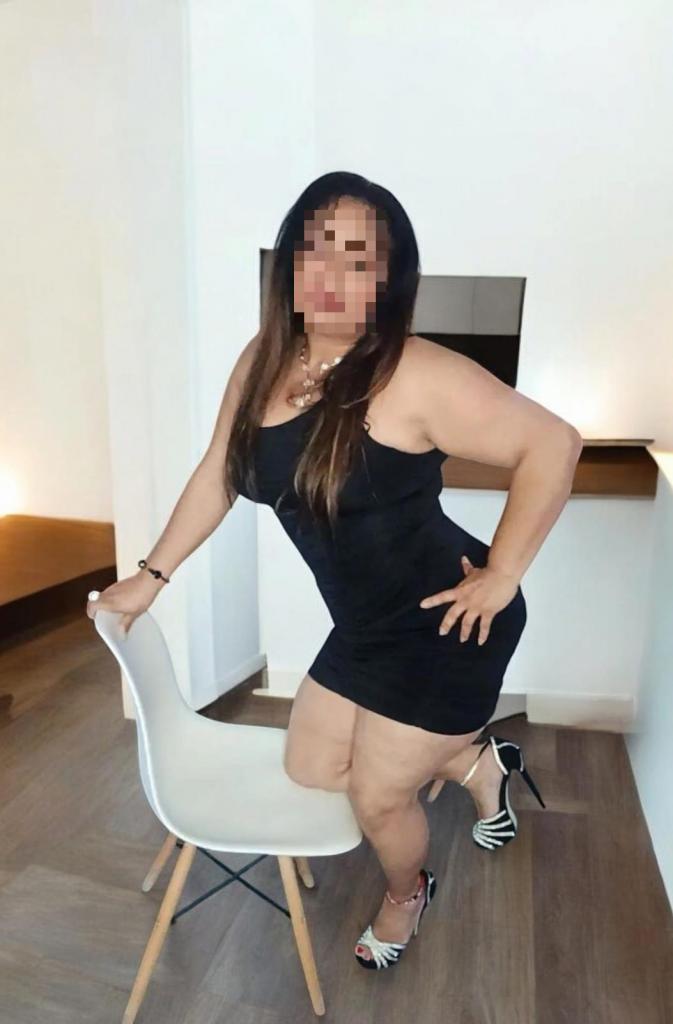 Chica busca chico en Murcia: 