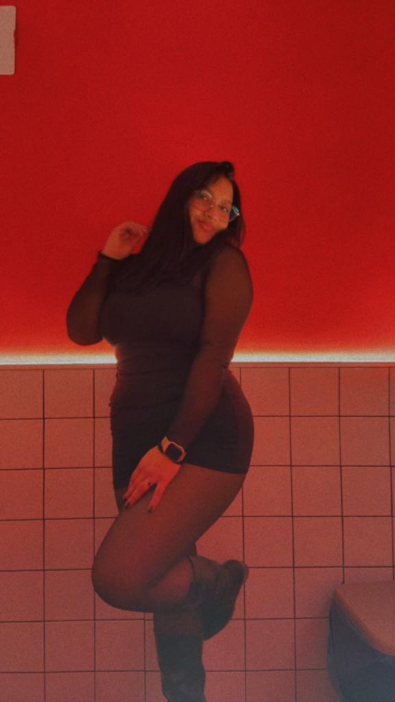 Chica busca chico en Jaén: 