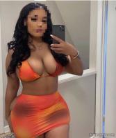 613746909: Chica busca chico en Tenerife