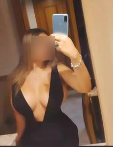 Chica busca chico en Ibiza: Chica busca chico
