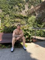 663526446: Chico busca chica en Barcelona