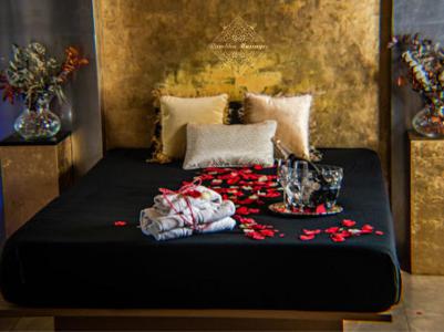 645696271: Chica busca chico en Barcelona