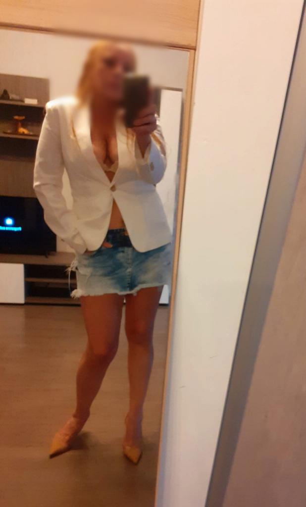 Chica busca chico en Lugo: 