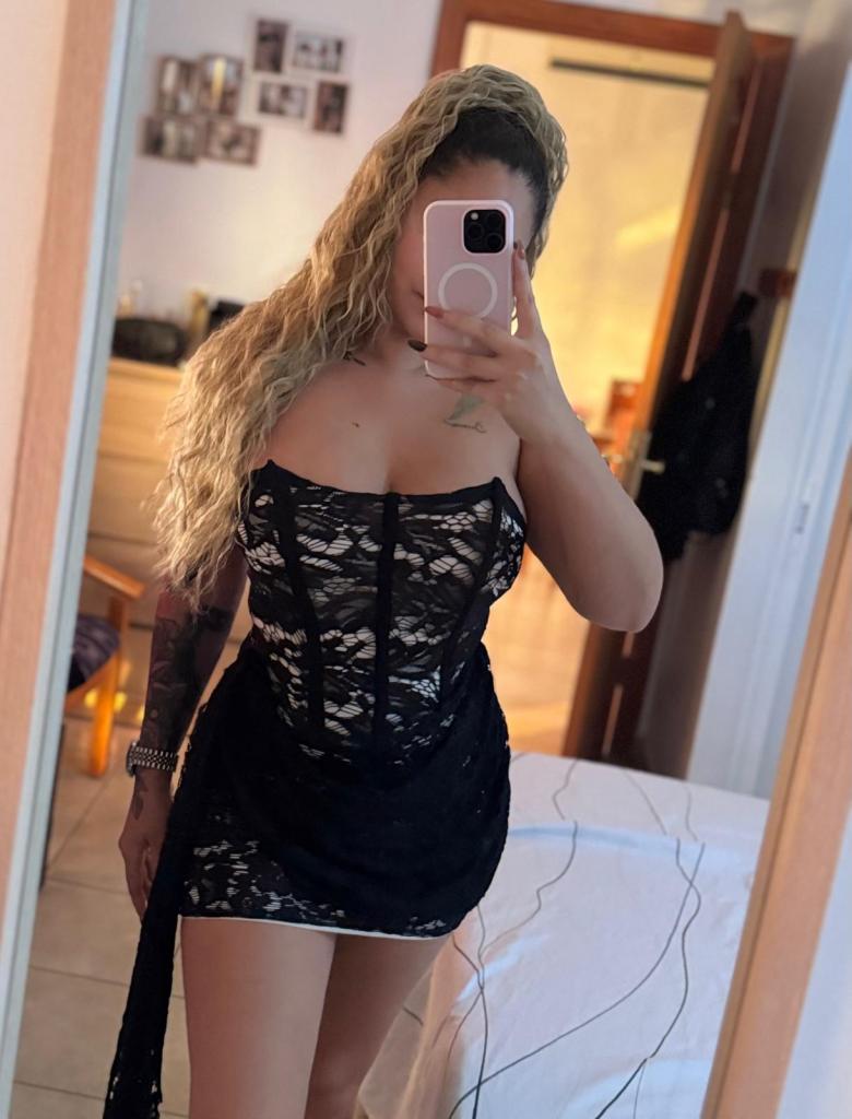 605424313: Chica busca chico en Tenerife