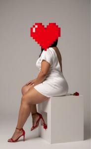 677212898: Chica busca chico en Madrid