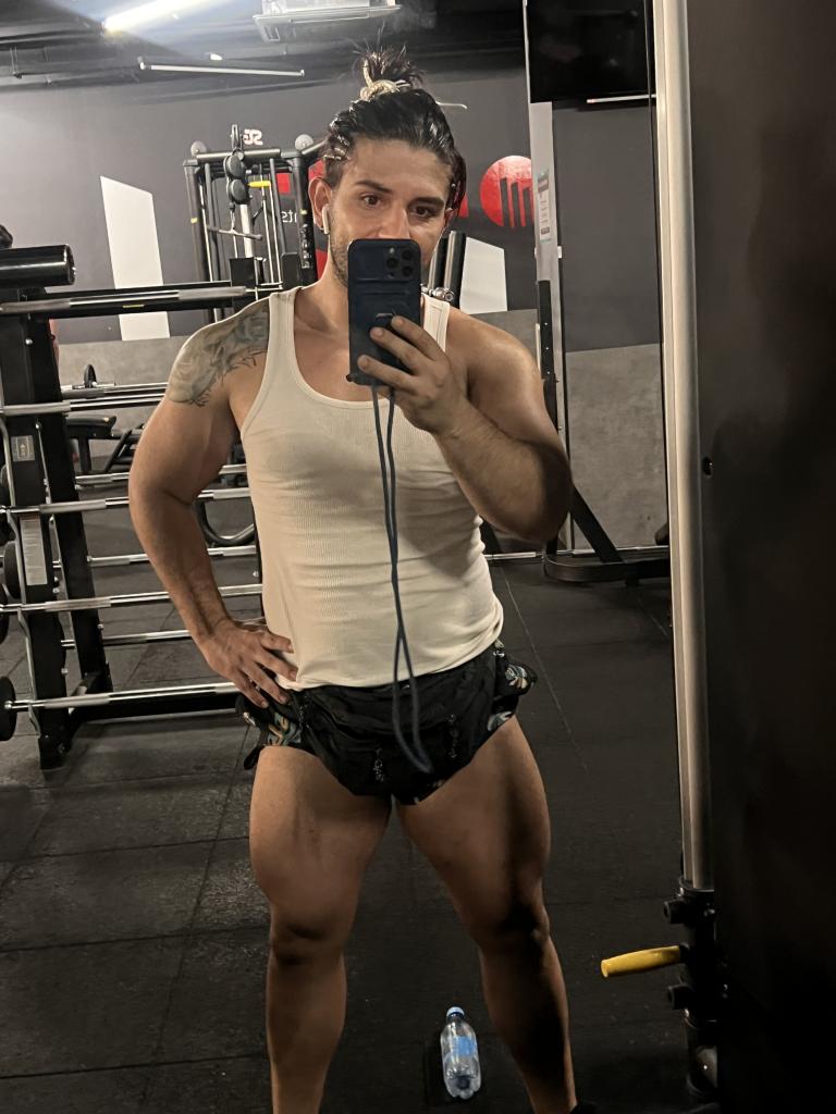 Chico busca chica en Lugo: 