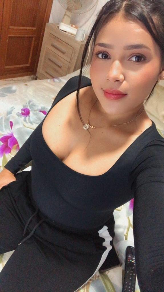 607489433: Chica busca chico en Madrid