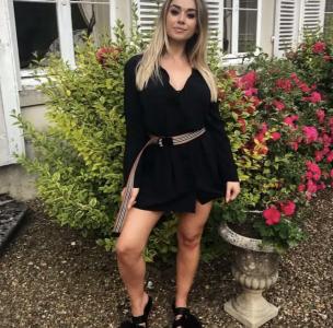 643873037: Chica busca chico en Madrid