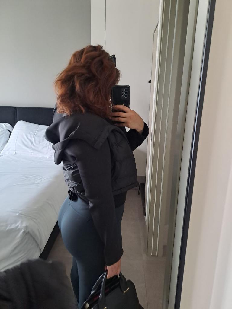 Chica busca chico en Almería: 