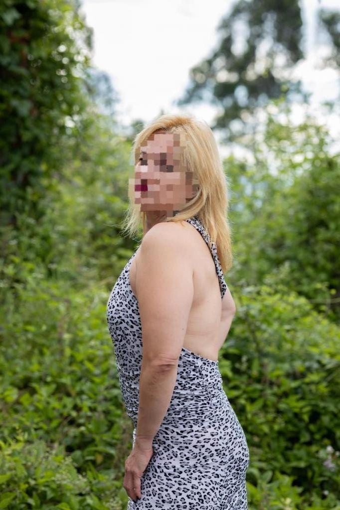 Chica busca chico en Asturias: 