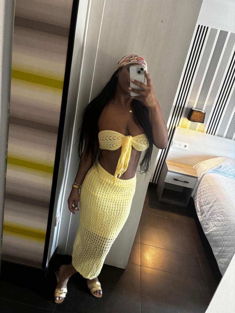 673069426: Chica busca chico en La Coruña