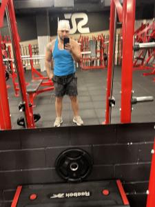 641035300: Chico busca chica en Lugo