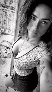 643057992: Chica busca chico en Alicante