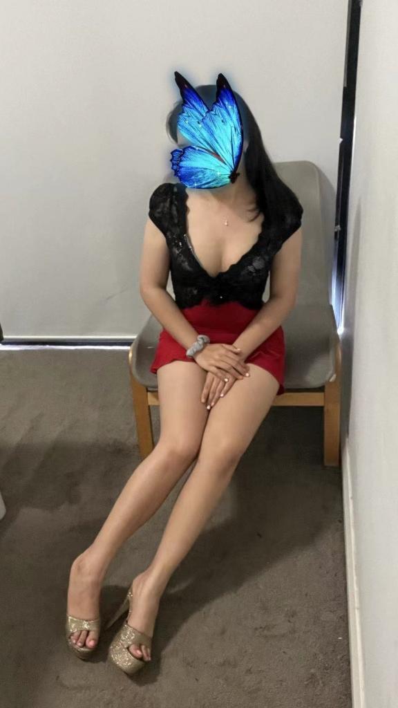 667885000: Chica busca chico en Alicante