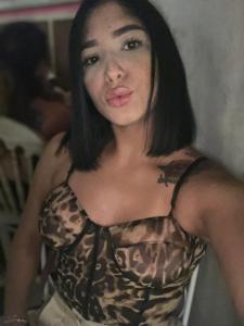 632355215: Chica busca chico en Gerona
