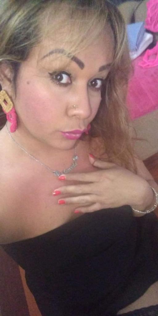 641327868: Chica busca chico en La Coruña