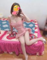 667389439: Chica busca chico en Madrid