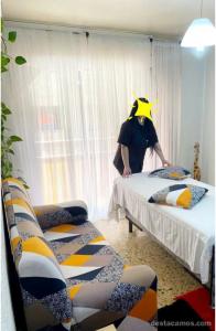 645036541: Chica busca chico en Asturias