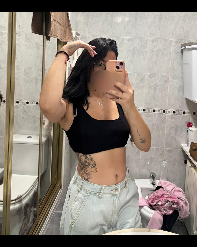 675796374: Chica busca chico en Madrid