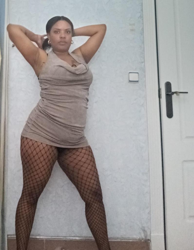 613578420: Chica busca chico en Alicante